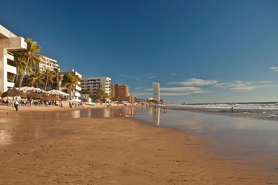 Отель El Cid Castilla Beach Масатлан Экстерьер фото